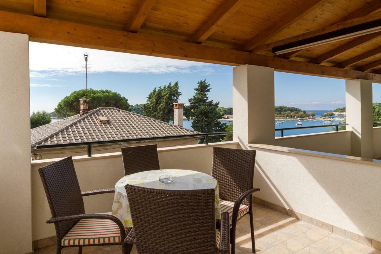 Apartments Tonka Near Beach And Sea Pula Exterior photo